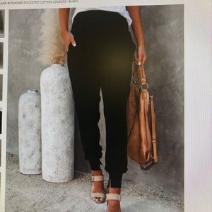 NWT Vici hot and bothered black joggers